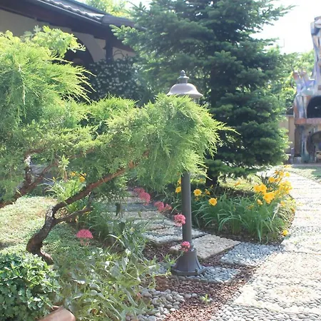 Artistic House Bed & Breakfast Cassano Magnago